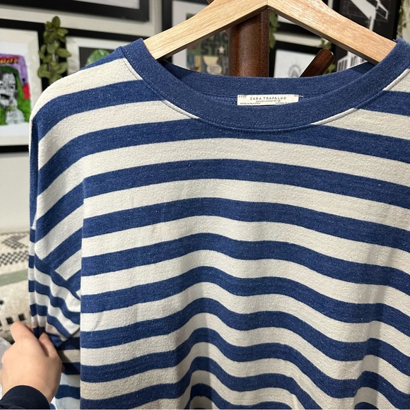 Zara White and Blue Striped Top - Picture 3 of 5